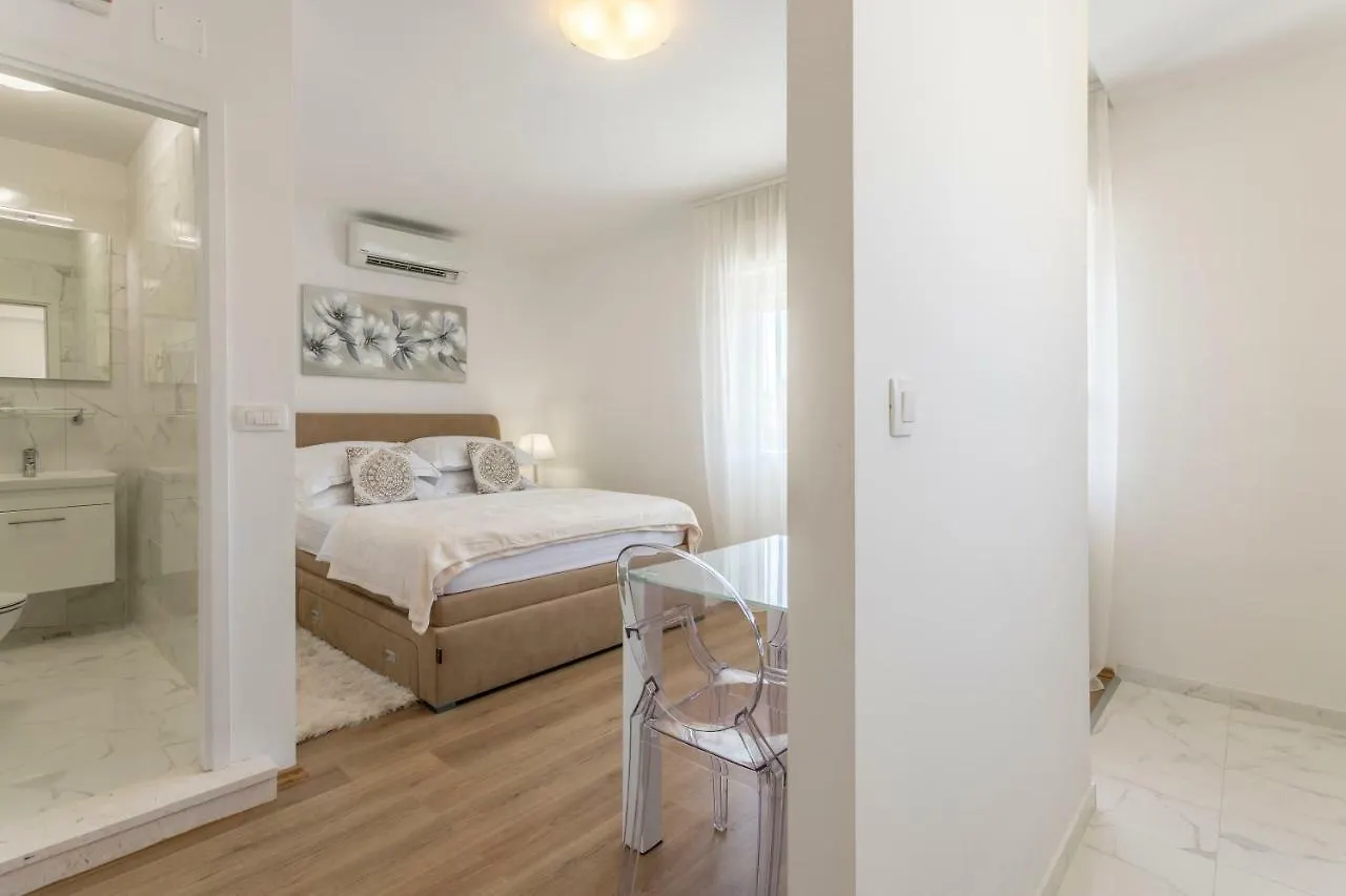 Mise Luxury Apartments Kastela