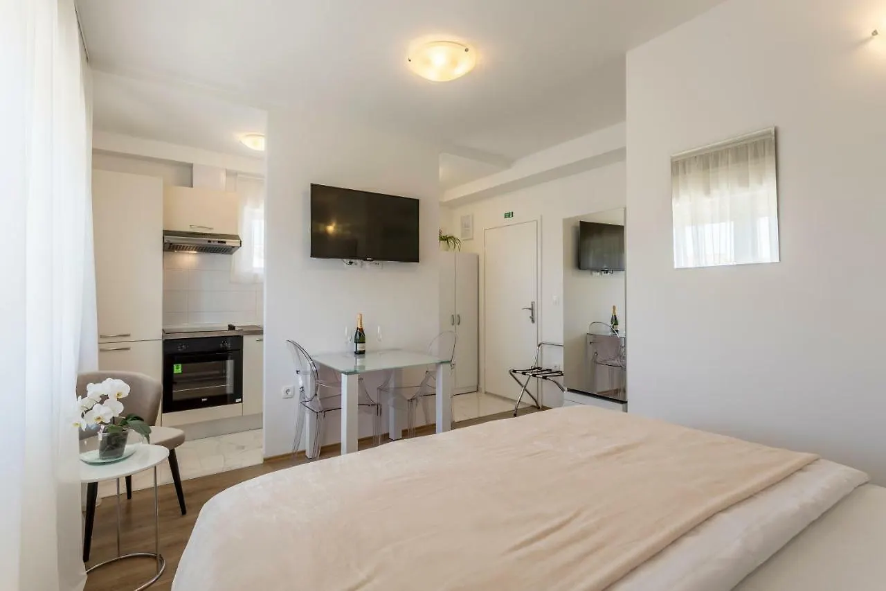Mise Luxury Apartments Kastela
